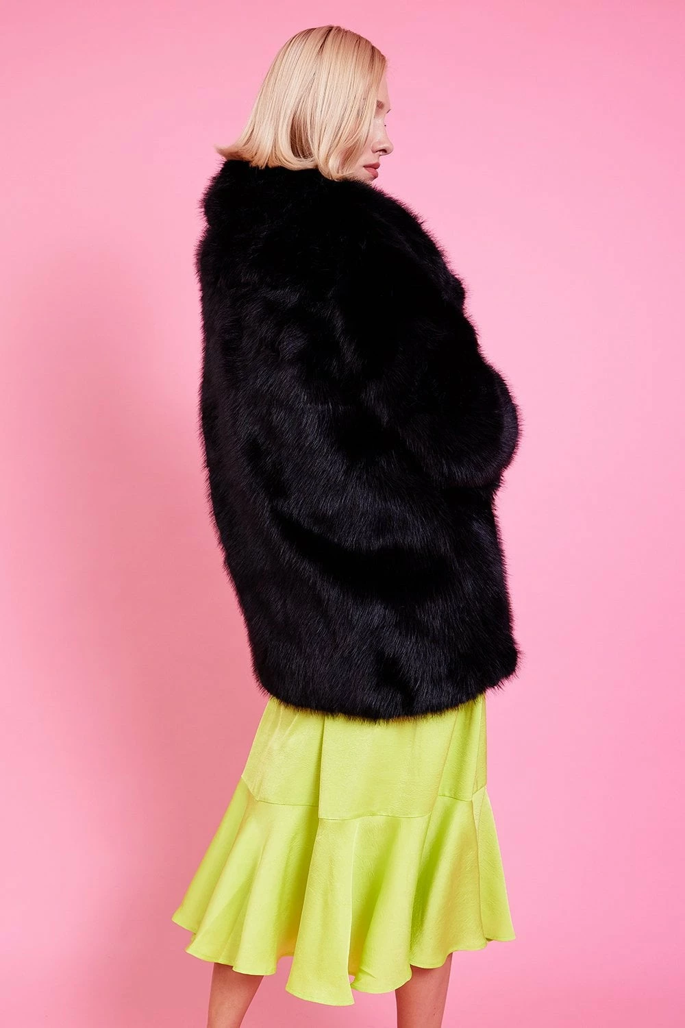 JAYLEY Bamboo Faux Fur Black Midi Coat - Image 2