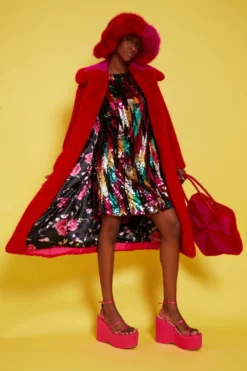 JAYLEY Bamboo Faux Fur Red Midi Coat With Pink Collar