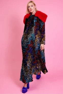 JAYLEY Black Sequin Velvet Trench Coat With Red Faux Fur Collar