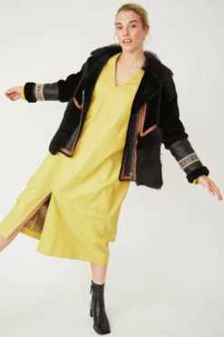 JAYLEY Black Shearling Coat With Embroidered Detail.