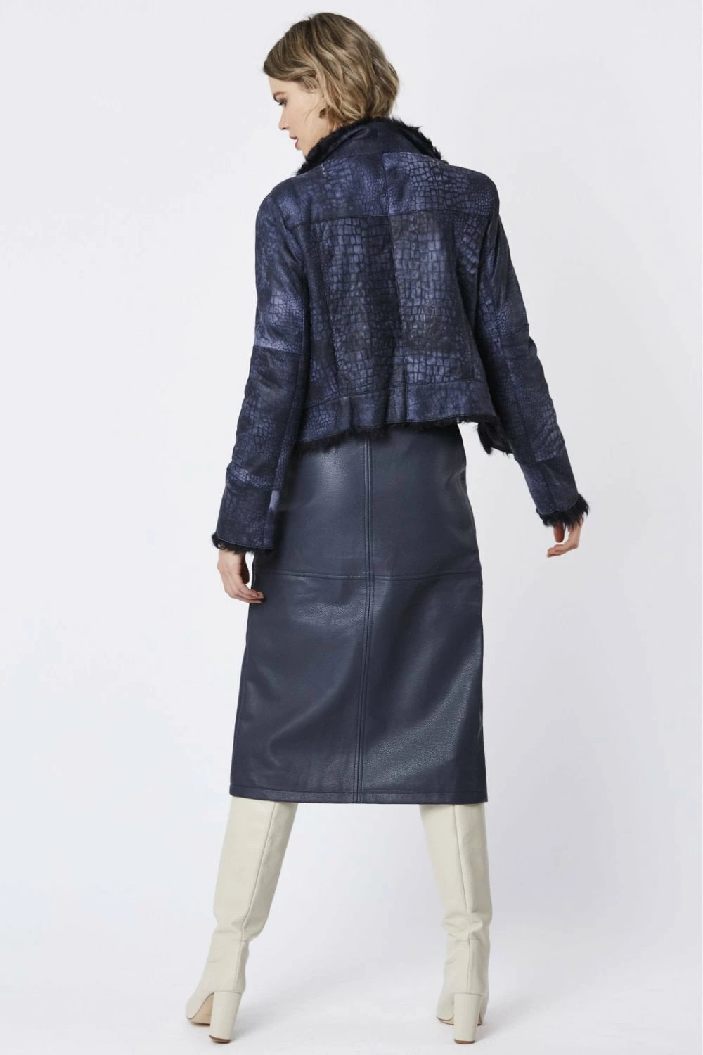 JAYLEY Blue Crocodile Effect Cropped Jacket With Faux Fur Trim - Image 5