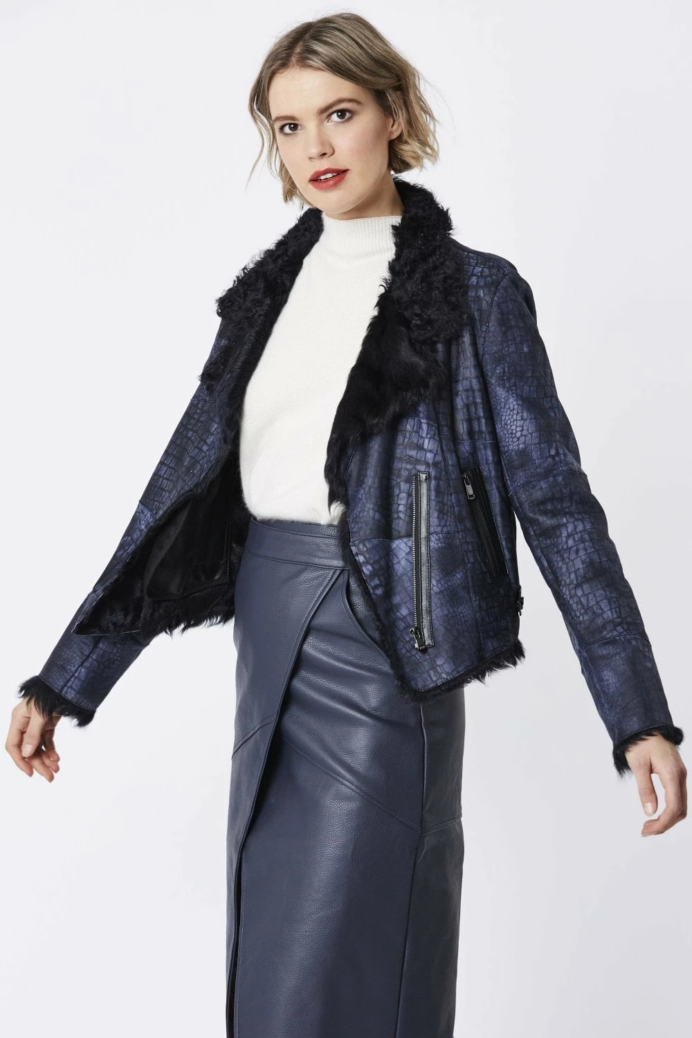 JAYLEY Blue Crocodile Effect Cropped Jacket With Faux Fur Trim - Image 6