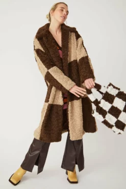 JAYLEY Checkered Black And White Faux Shearling Oversized Coat