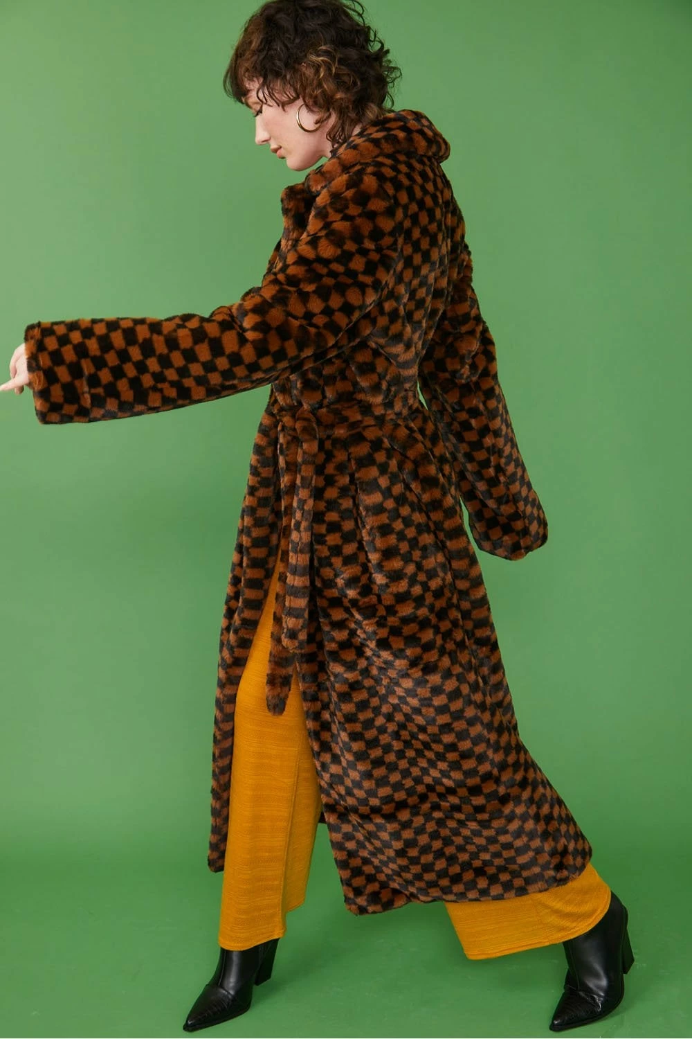 JAYLEY Faux Fur Mini Checkered Maxi Coat In Orange And Black - Image 2