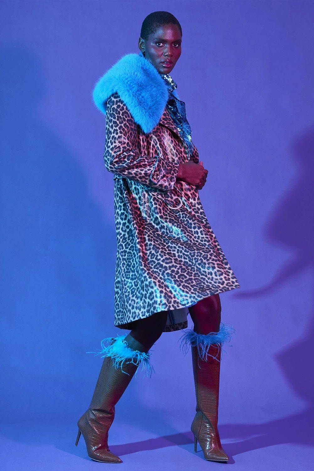 JAYLEY Faux Suede Trench Coat With Faux Fur Collar - Image 2