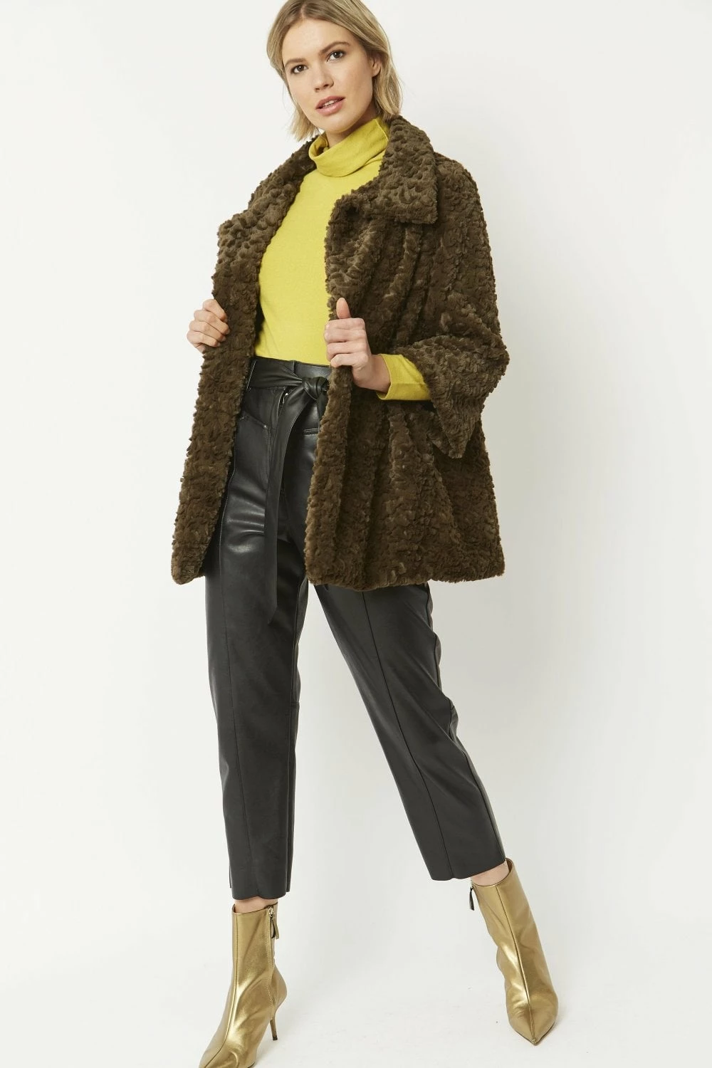 JAYLEY Green Faux Fur Teddy Coat - Image 2