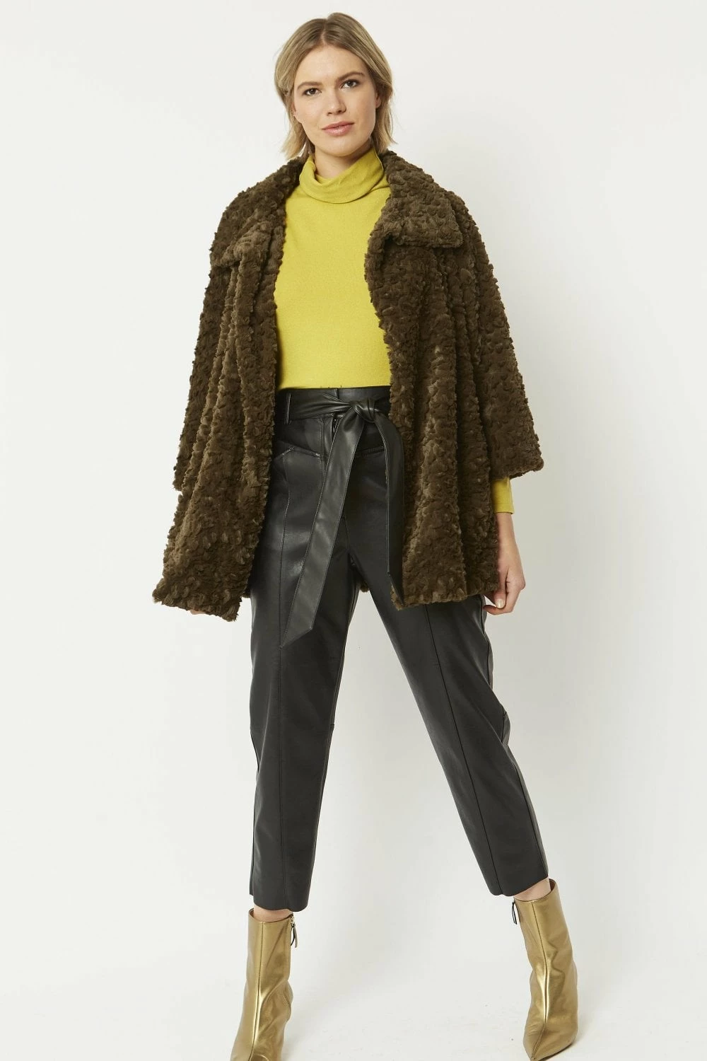 JAYLEY Green Faux Fur Teddy Coat - Image 3