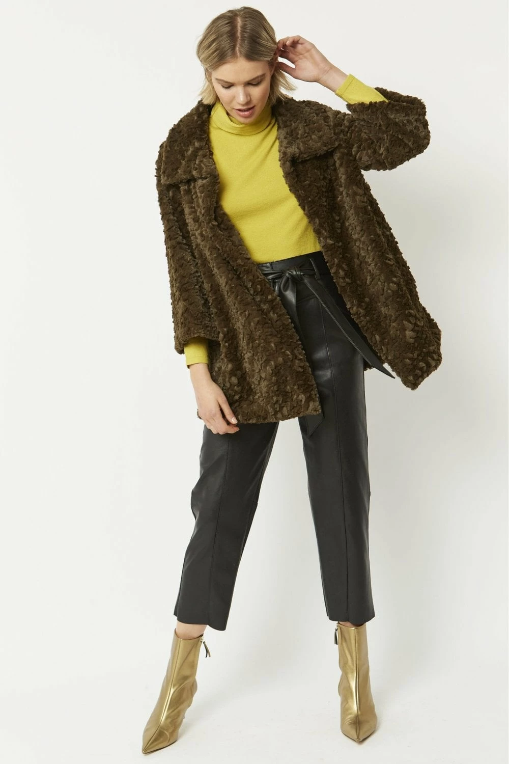 JAYLEY Green Faux Fur Teddy Coat - Image 6