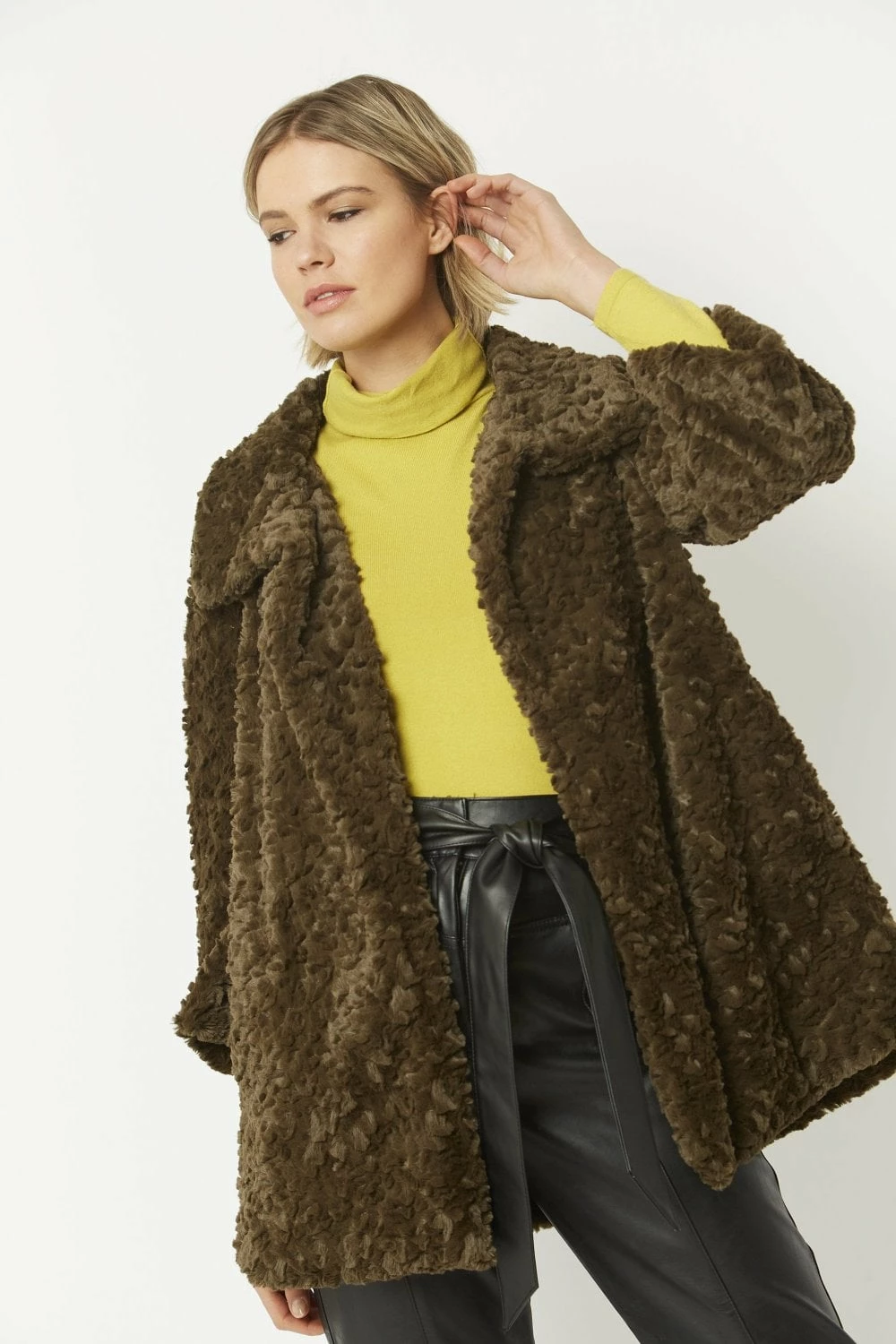 JAYLEY Green Faux Fur Teddy Coat - Image 8