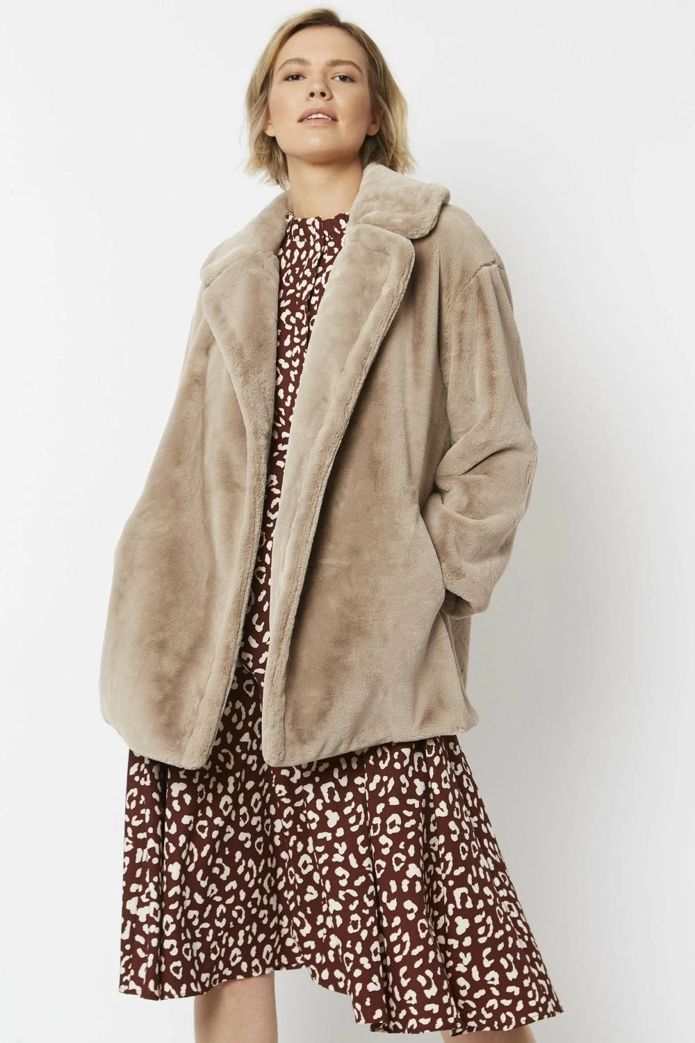 JAYLEY Mocha Faux Fur Midi Coat
