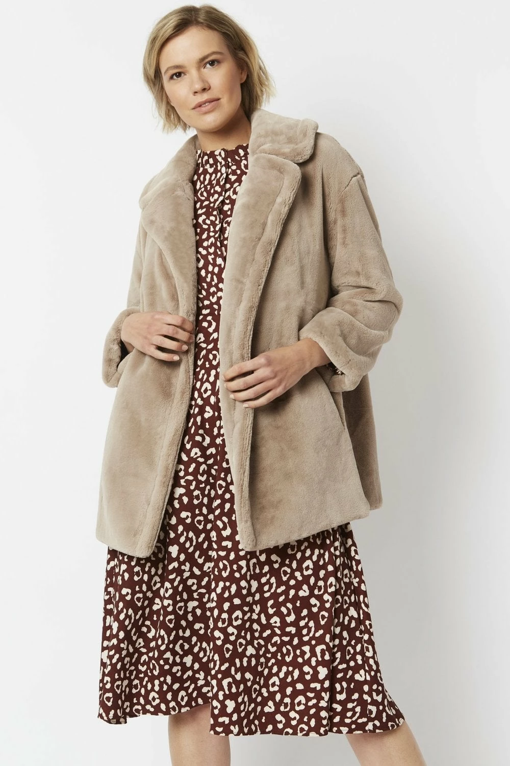 JAYLEY Mocha Faux Fur Midi Coat - Image 7