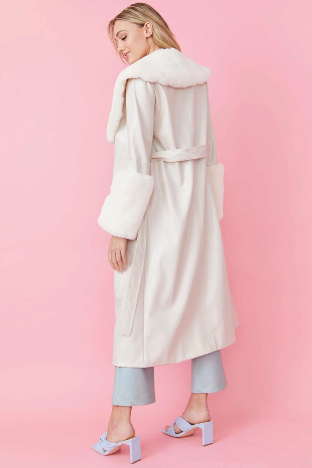 JAYLEY White Faux Leather Jacket With Detachable Faux Fur Cuffs & Collar - Image 7